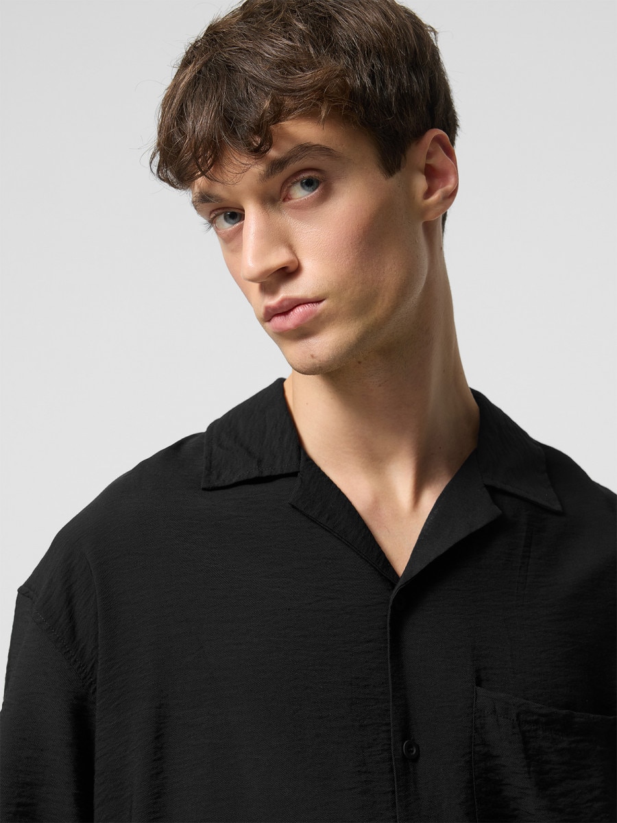 OUTHORN Men's short sleeved shirt with viscose deep black 3