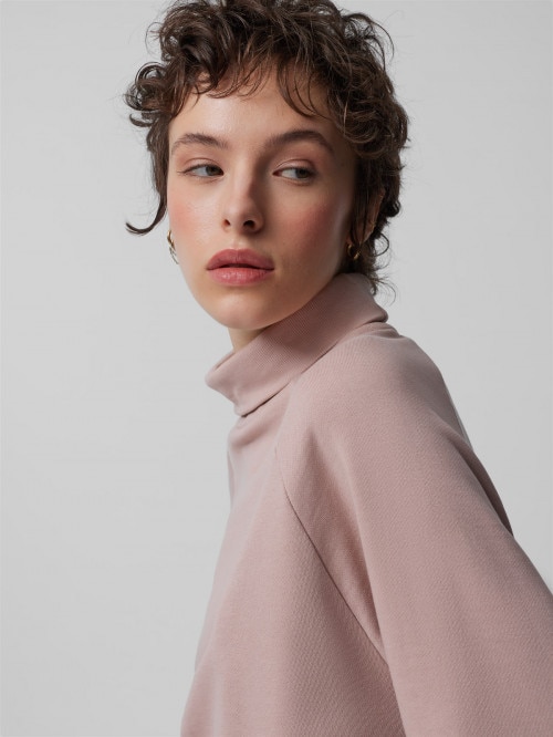 OUTHORN Women's oversized turtleneck sweatshirt light pink