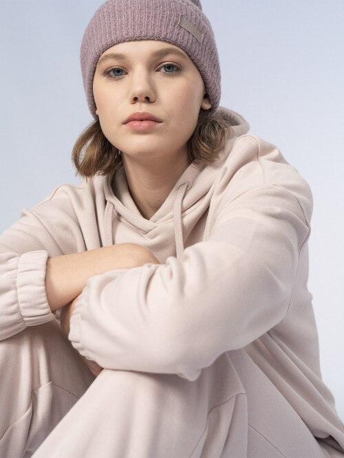 Women's winter beanie