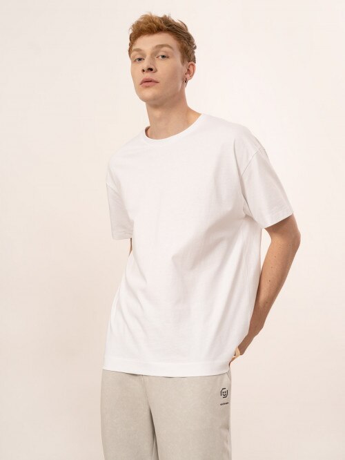 OUTHORN Men's oversize Tshirt with print white