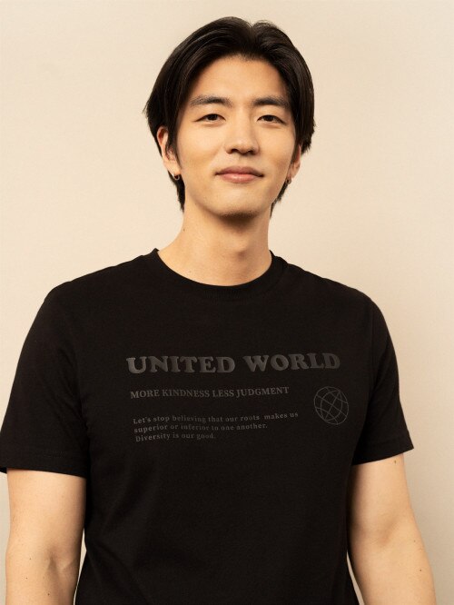 OUTHORN Men's Tshirt with print deep black
