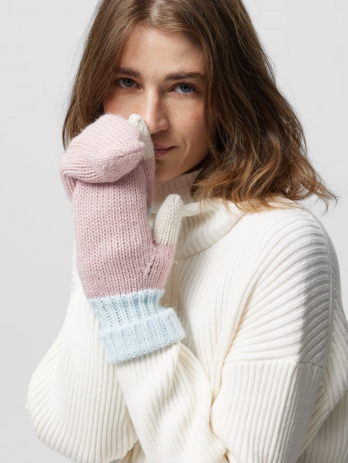 Women's mittens with one finger