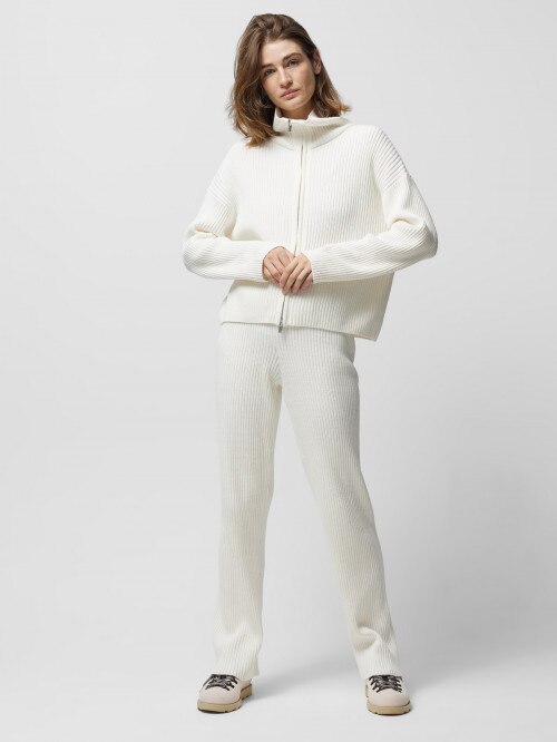 Women's ribbed knitted trousers