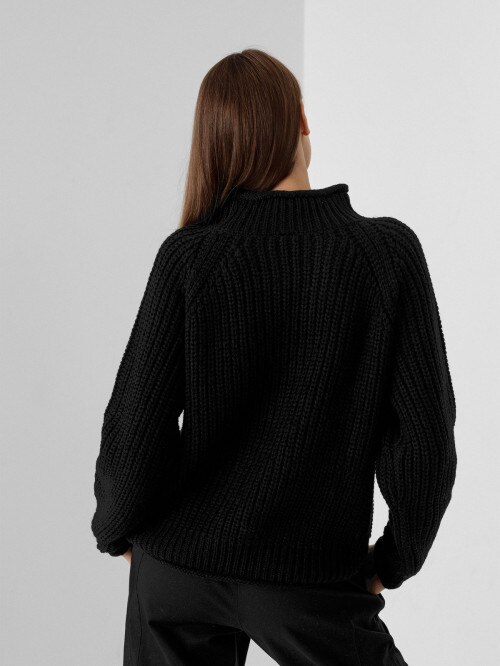 Women's cable-knit sweater