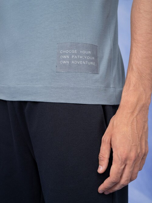 Men's plain T-shirt